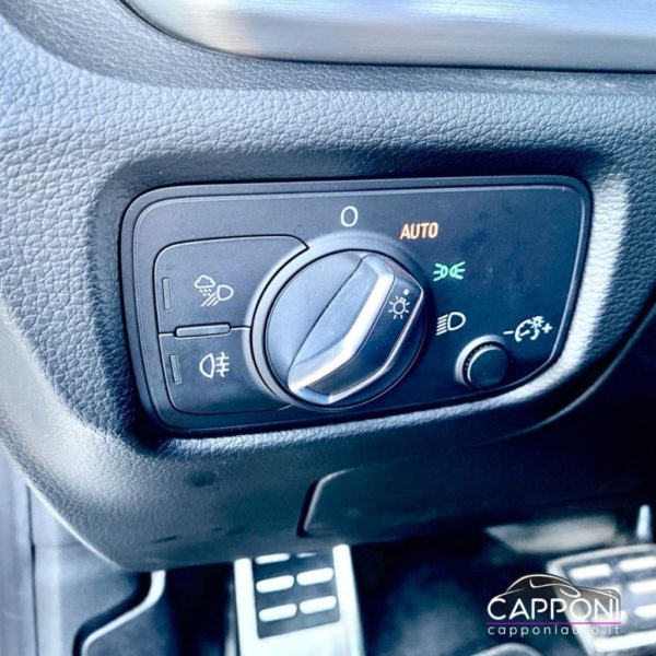 AUDI A3 - Cabrio 35 TFSI 2 x SLine - immagine 11