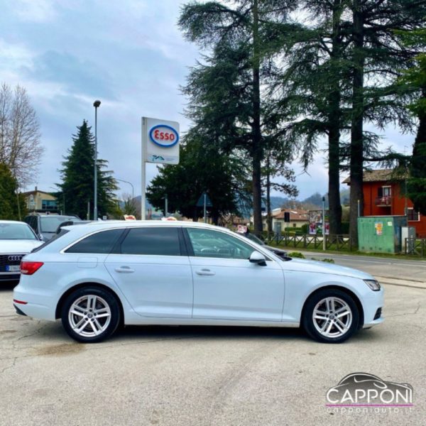 AUDI A4 - Avant 2.0 TDI 150 CV S tronic S line cinghia ok - immagine 3