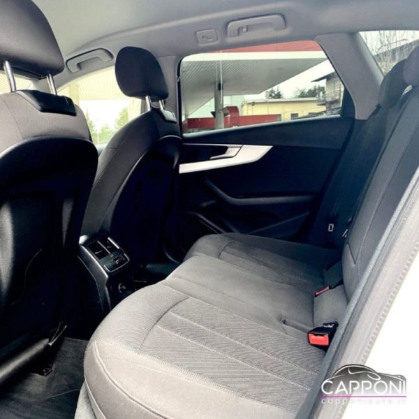 AUDI A4 - Avant 2.0 TDI 150 CV S tronic S line cinghia ok - immagine 13