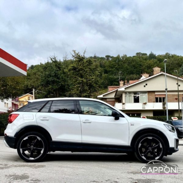 AUDI Q2 - 30 TDI S line PROMO - immagine 2