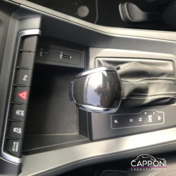 AUDI Q3 - Sportback 45 TFSI quattro S tronic 2 x SLine - immagine 19