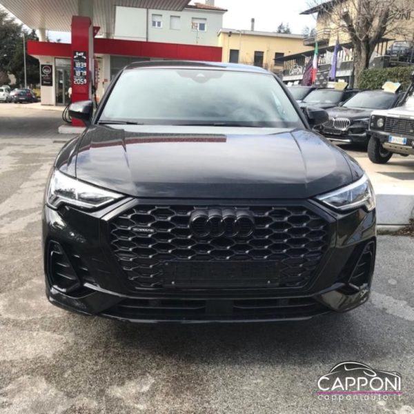 AUDI Q3 - Sportback 45 TFSI quattro S tronic 2 x SLine - immagine 3