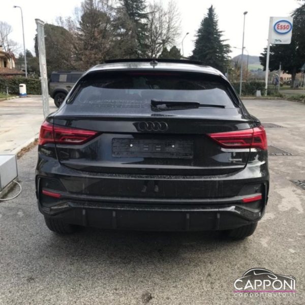 AUDI Q3 - Sportback 45 TFSI quattro S tronic 2 x SLine - immagine 5