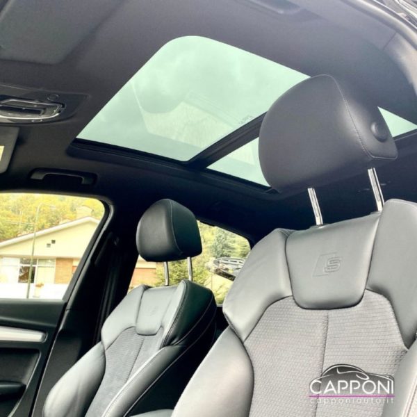 AUDI Q5 - 40 TDI 2.0 quattro Sportback S line - immagine 10