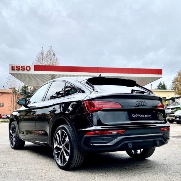 AUDI Q5 - 40 TDI 2.0 quattro Sportback S line - immagine 6