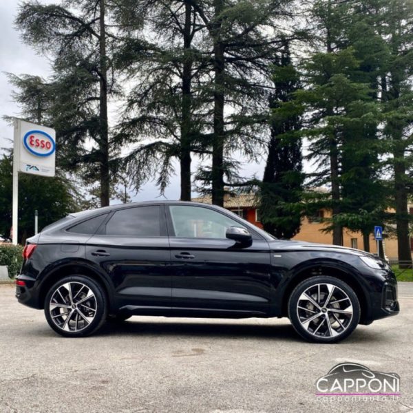 AUDI Q5 - 40 TDI 2.0 quattro Sportback S line - immagine 3