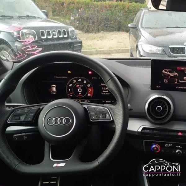 AUDI SQ2 - TFSI quattro S tronic LM19 Sline - immagine 7