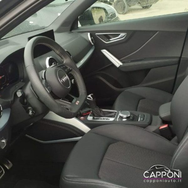 AUDI SQ2 - TFSI quattro S tronic LM19 Sline - immagine 6