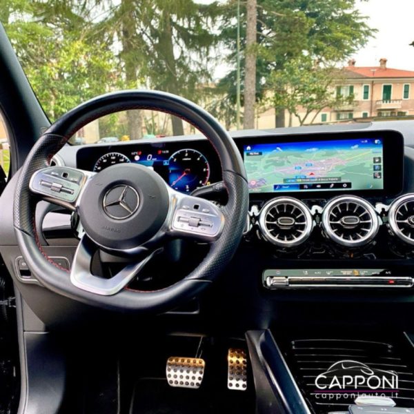 MERCEDES-BENZ GLA 200 - d Automatic AMG Night Pack - immagine 16