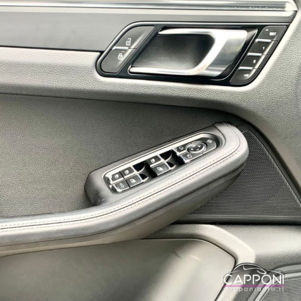 PORSCHE Macan - 2.0 T - immagine 10