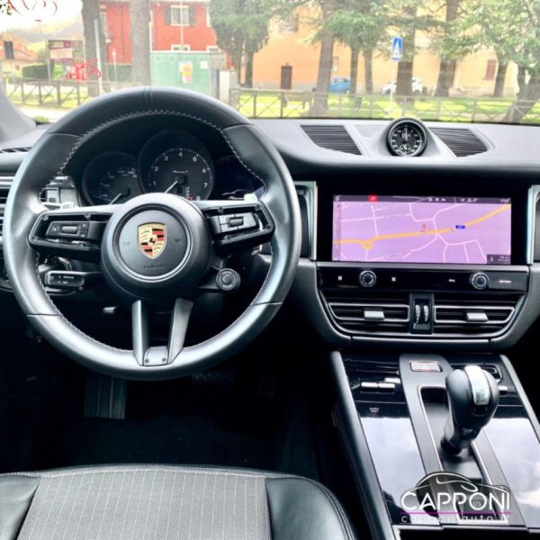 PORSCHE Macan - 2.0 T - immagine 9