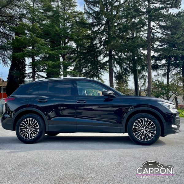 VOLKSWAGEN Tiguan - 1.5 eTSI 150 CV ACT DSG - immagine 3