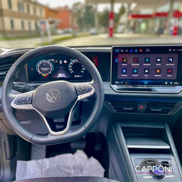 VOLKSWAGEN Tiguan - 1.5 eTSI 150 CV ACT DSG - immagine 9