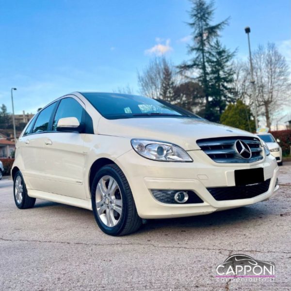 MERCEDES-BENZ B 180 - CDI