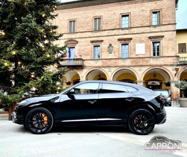 LAMBORGHINI Urus - 4.0 V8 aut. AWD 650 CV Total Black - immagine 2