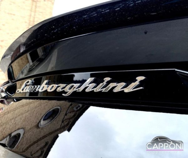 LAMBORGHINI Urus - 4.0 V8 aut. AWD 650 CV Total Black - immagine 6