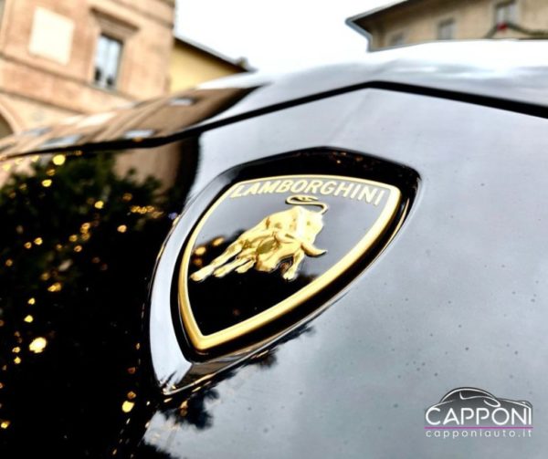 LAMBORGHINI Urus - 4.0 V8 aut. AWD 650 CV Total Black - immagine 9