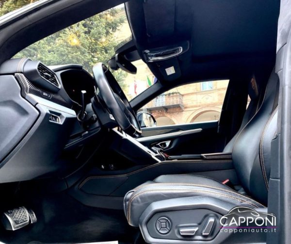 LAMBORGHINI Urus - 4.0 V8 aut. AWD 650 CV Total Black - immagine 10