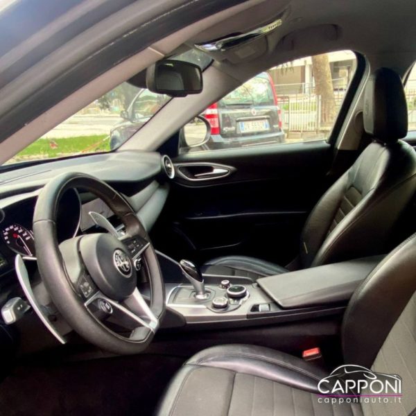 ALFA ROMEO Giulia - 2.2 Turbodiesel 180 CV - immagine 6