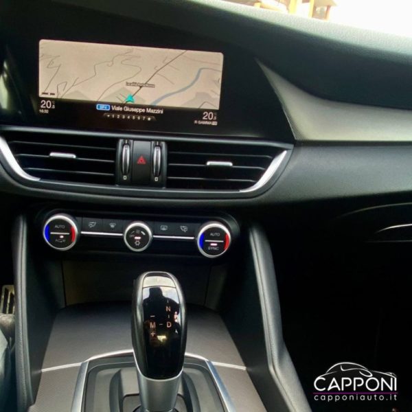 ALFA ROMEO Giulia - 2.2 Turbodiesel 180 CV - immagine 9