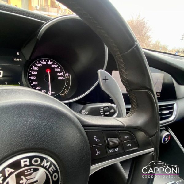 ALFA ROMEO Giulia - 2.2 Turbodiesel 180 CV - immagine 8