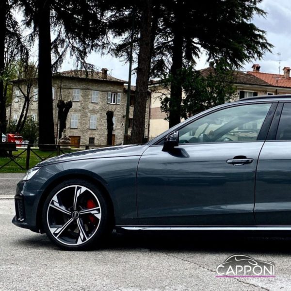 AUDI A4 - Avant 45 TFSI quattro S tronic S line edition - immagine 15