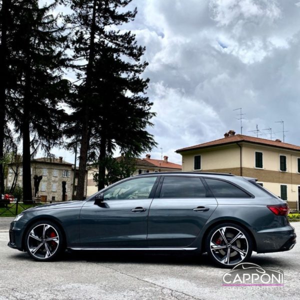 AUDI A4 - Avant 45 TFSI quattro S tronic S line edition - immagine 2