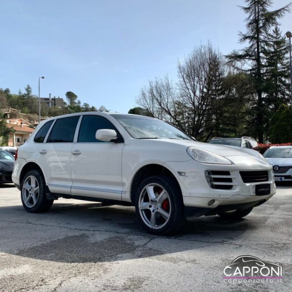 PORSCHE Cayenne - 3.0 Diesel Pelle/Navi/Clima bi-zona - immagine 3
