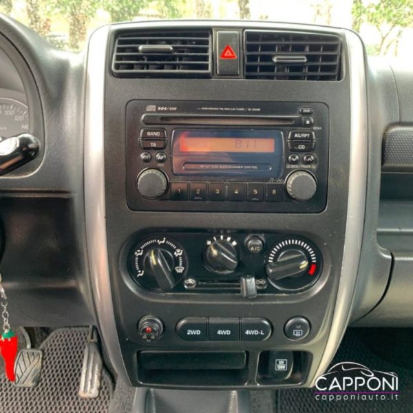 SUZUKI Jimny - 1.3i 16V cat 4WD - immagine 10