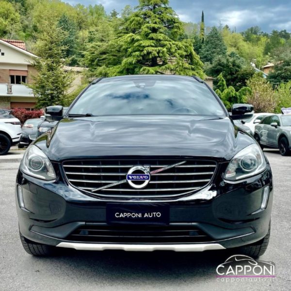 VOLVO XC60 - D4 AWD - immagine 3
