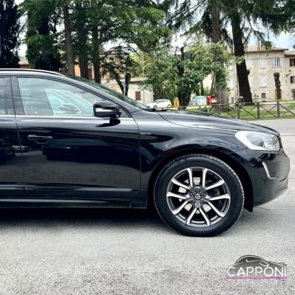 VOLVO XC60 - D4 AWD - immagine 7