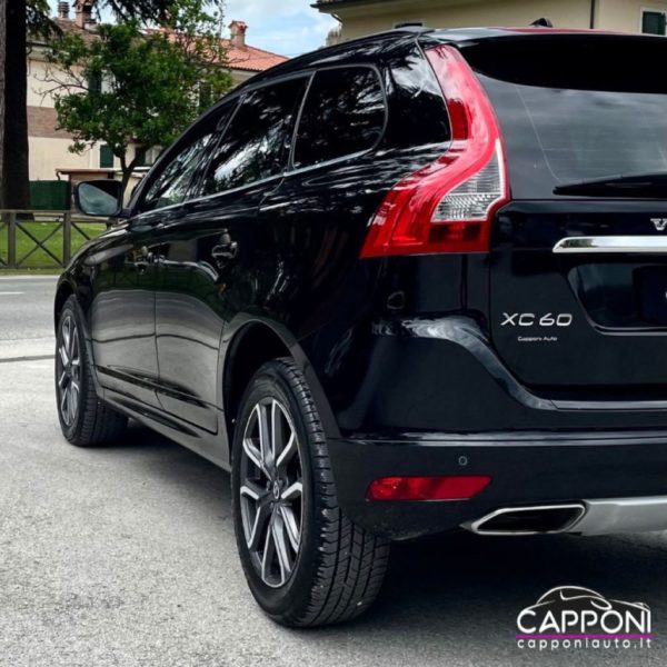 VOLVO XC60 - D4 AWD - immagine 8