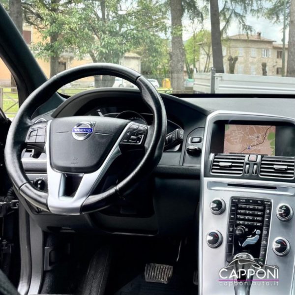 VOLVO XC60 - D4 AWD - immagine 11
