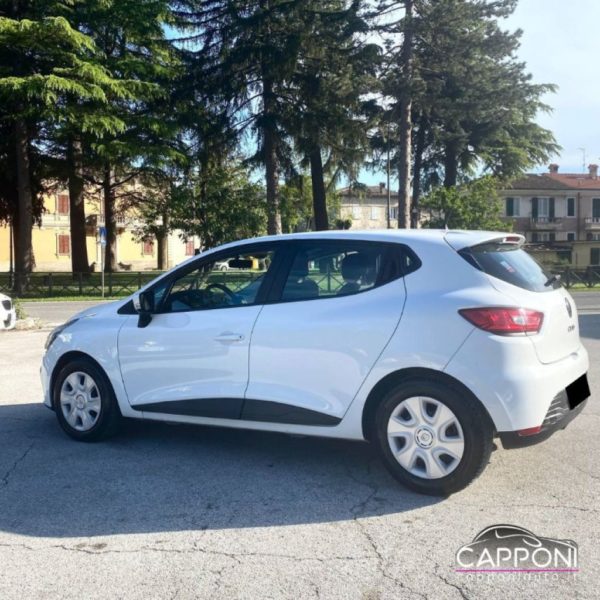 RENAULT Clio - dCi 8V 75CV Start&Stop 5 porte - immagine 4