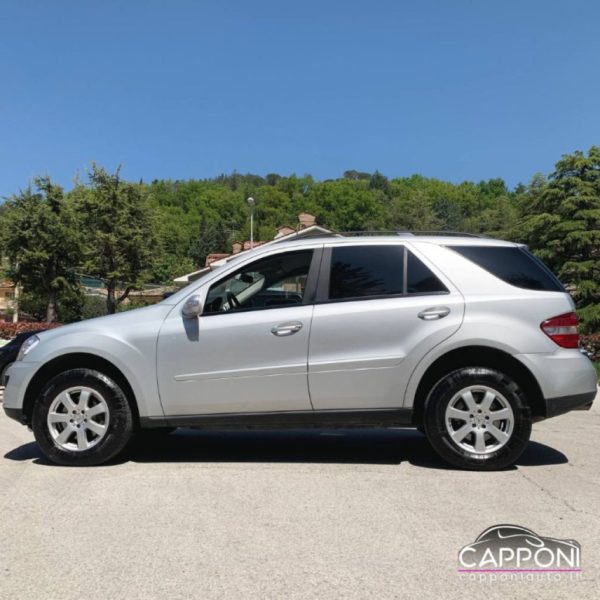 MERCEDES-BENZ ML 320 - CDI 4Matic - immagine 2