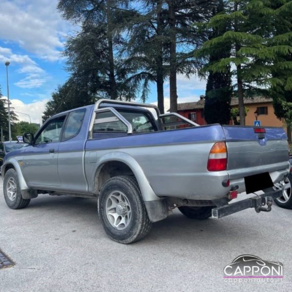 MITSUBISHI L200 - 2.5 TDI 4WD autocarro 4 posti - immagine 3