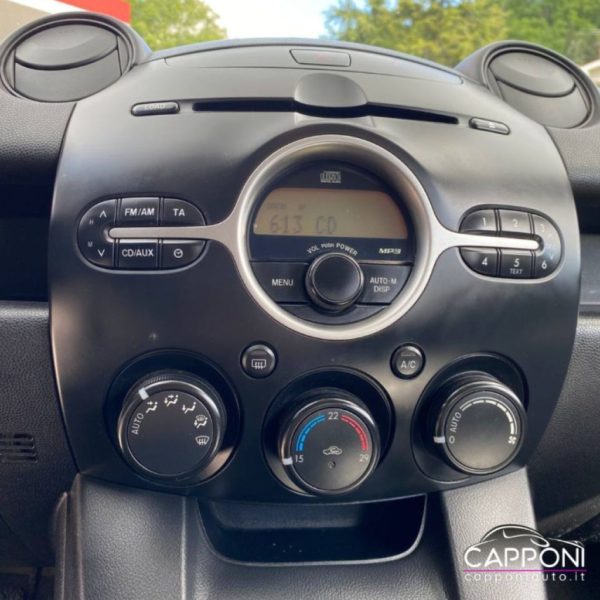 MAZDA 2 - 1.4L TD 68CV 5p. - OK NEOPATENTATI - immagine 9
