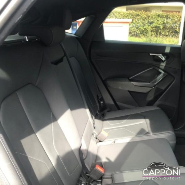 AUDI Q3 - Sportback 45 TFSI quattro S tronic 2 x SLine - immagine 9
