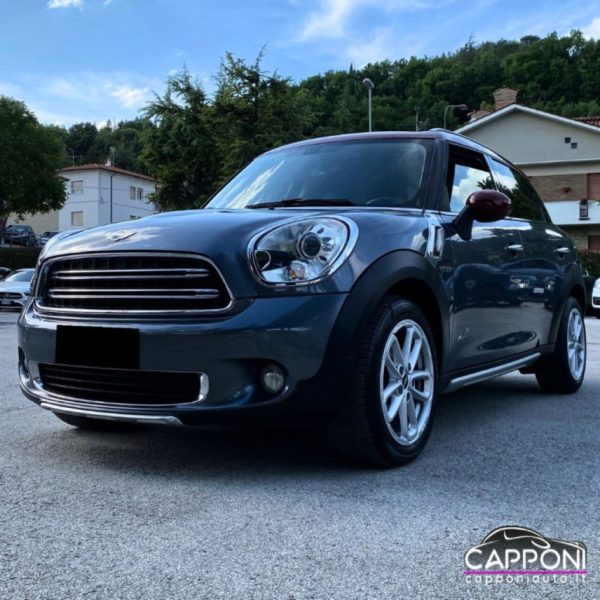 MINI Countryman - Cooper D ALL4 - immagine 2