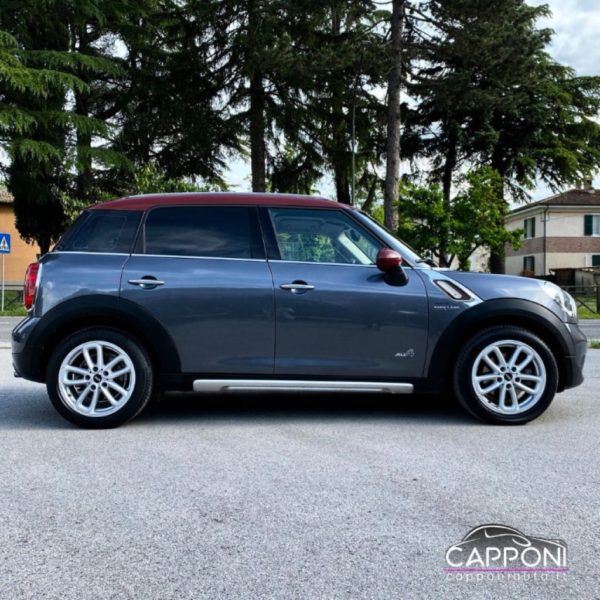 MINI Countryman - Cooper D ALL4 - immagine 5