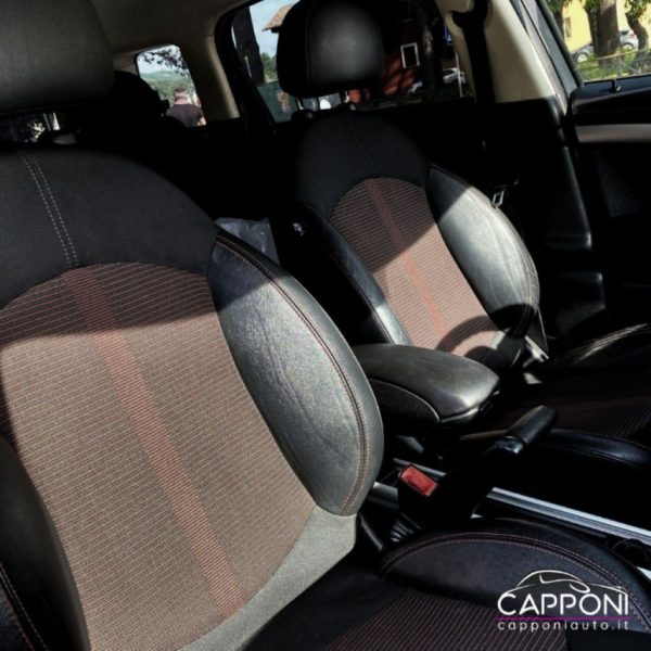 MINI Countryman - Cooper D ALL4 - immagine 13
