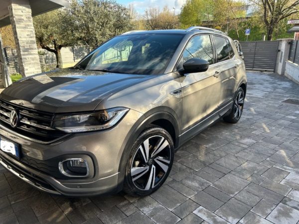 VOLKSWAGEN T-Cross - 1.5 TSI DSG R-LINE - immagine 2