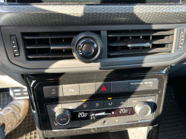 VOLKSWAGEN T-Cross - 1.5 TSI DSG R-LINE - immagine 8