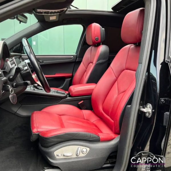 PORSCHE Macan - 2.0 - immagine 3