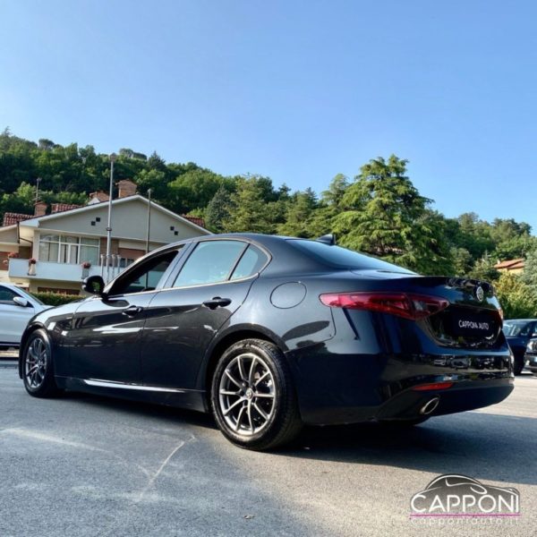 ALFA ROMEO Giulia - 2.2 Turbodiesel 150 CV - immagine 4