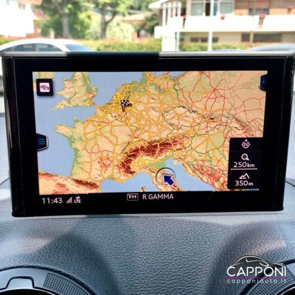 AUDI Q2 - 2.0 TDI 190 CV quattro - immagine 14