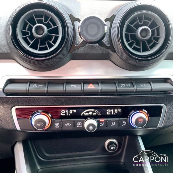 AUDI Q2 - 2.0 TDI 190 CV quattro - immagine 10