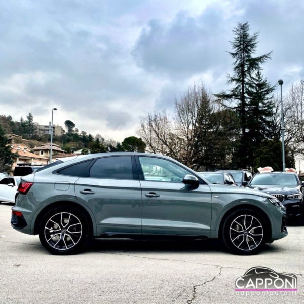 AUDI Q5 - SPORTBACK 35 TDI S tronic 2x SLine - immagine 2