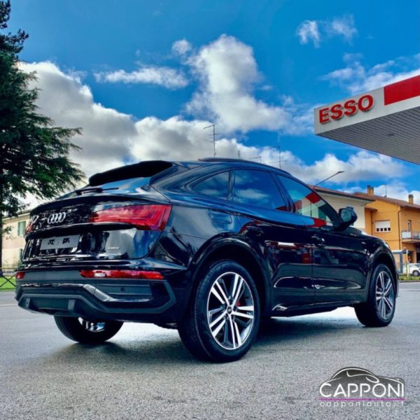 AUDI Q5 - Sportback 40 TDI quattro S tronic 2 x SLine - immagine 4