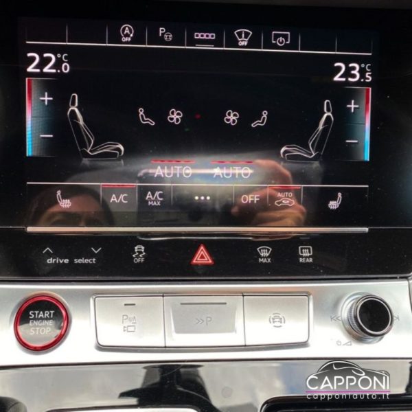 AUDI RS6 - Avant RS-Dynamik 4.0 TFSI mhev  V8 quattro tiptron - immagine 22